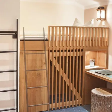 Aparthotel Falkenstein - Metzgerei Schwaiger - 3*