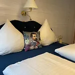 发尔肯史丹马兹葛赖史外葛卡斯托夫旅馆