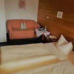 公寓式酒店 发尔肯史丹马兹葛赖史外葛卡斯托夫旅馆 弗林茨巴赫