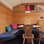 公寓式酒店 发尔肯史丹马兹葛赖史外葛卡斯托夫旅馆