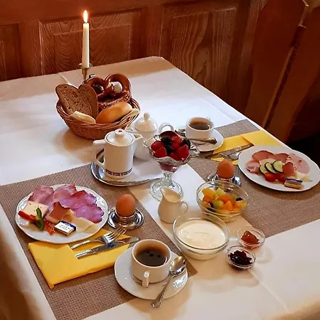 Aparthotel Falkenstein - Metzgerei Schwaiger -