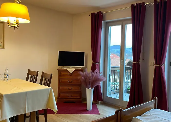 Falkenstein - Metzgerei Schwaiger - 3*